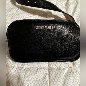 NWT Steve Madden black fanny pack belt bag